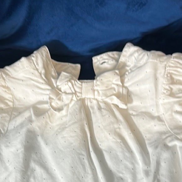 Cute Paris Eiffel Tower top - Picture 4 of 5